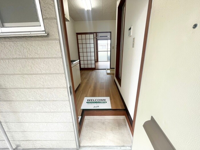 物件内観写真22　(玄関)