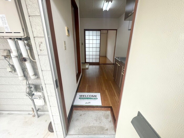 物件内観写真22　(玄関)
