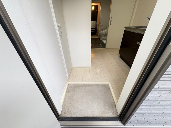 物件内観写真17　(玄関)