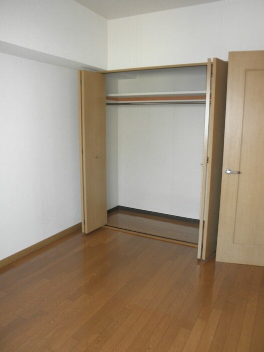 物件内観写真11　(居室)