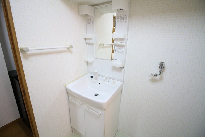 物件内観写真12　(洗面)