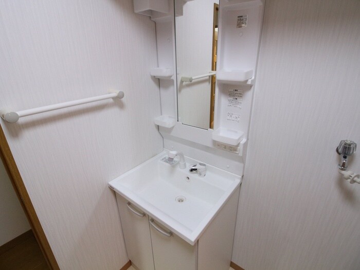 物件内観写真15　(洗面)