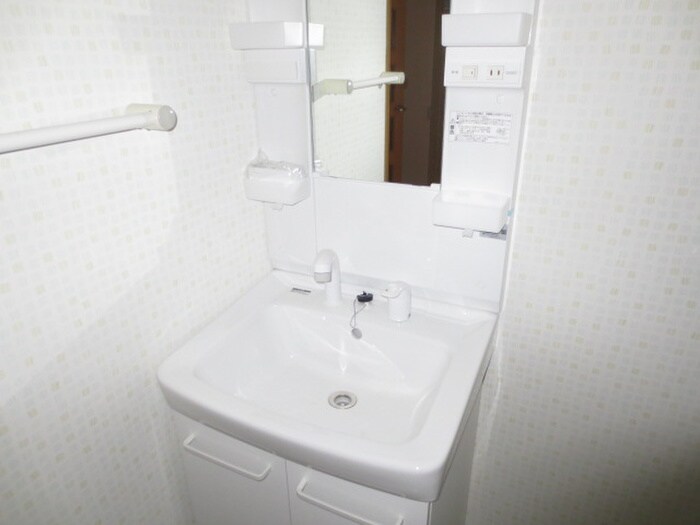 物件内観写真16　(洗面)