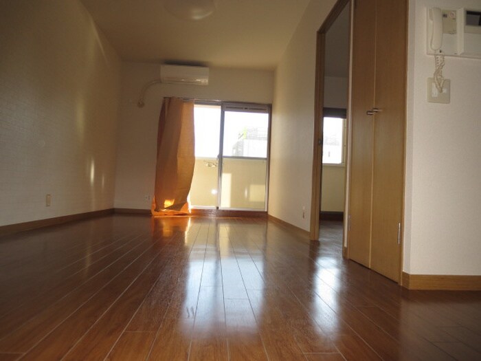 物件内観写真18　(居室)