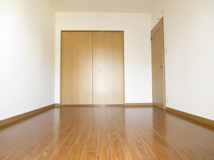 物件内観写真19　(居室)