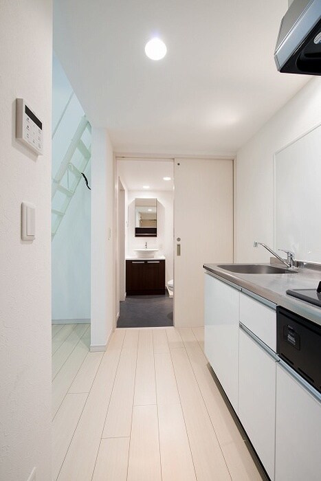 物件内観写真13　(廊下)