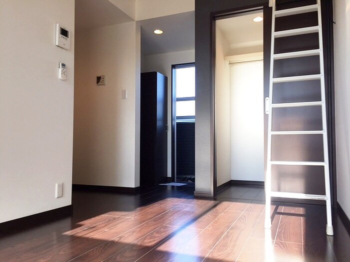 物件内観写真8　(居室)