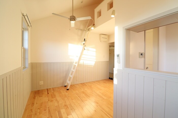 物件内観写真21　(居室)