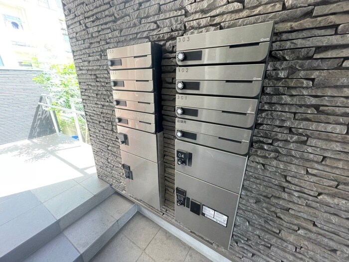 物件外観写真4　(建物設備)