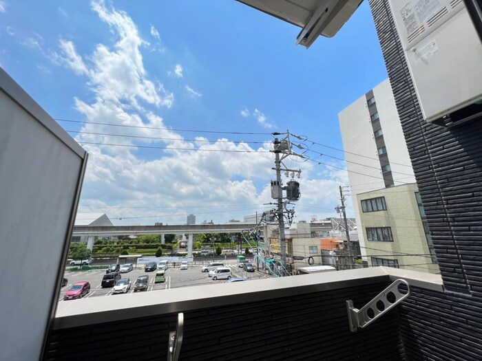 物件内観写真17　(室内からの展望)