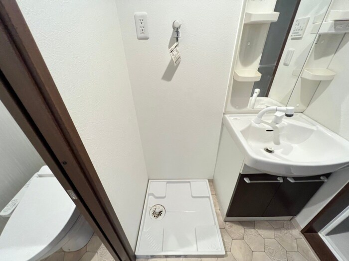 物件内観写真20　(洗濯機置場)