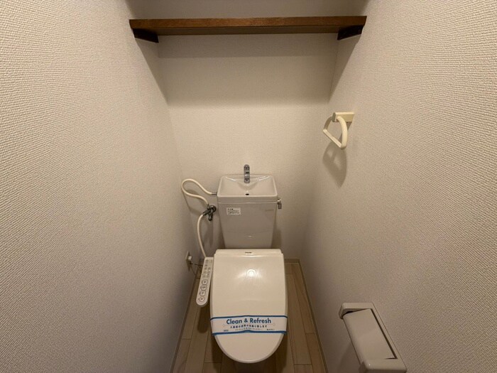 物件内観写真11　(トイレ)