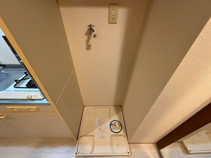 物件内観写真13　(洗濯機置場)