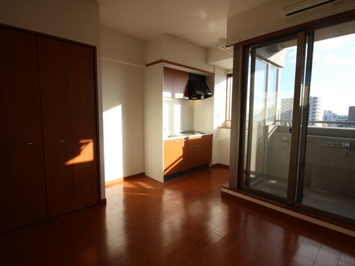 物件内観写真8　(居室)