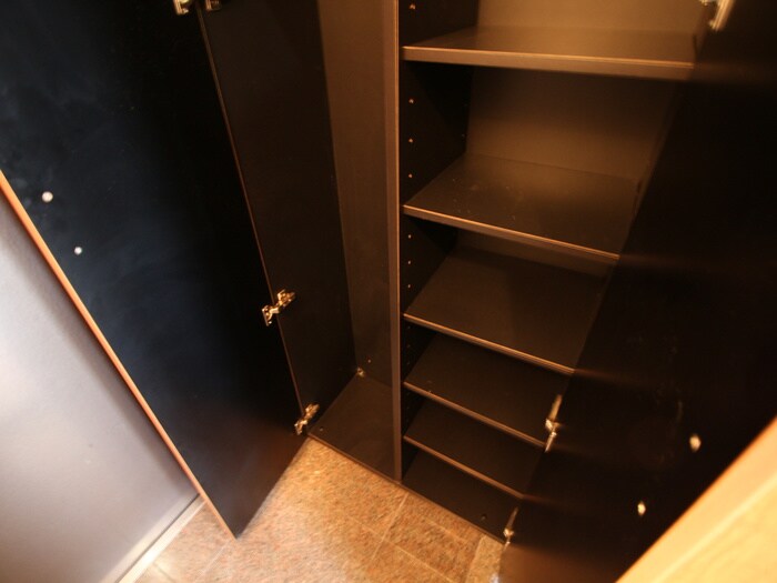 物件内観写真12　(玄関)