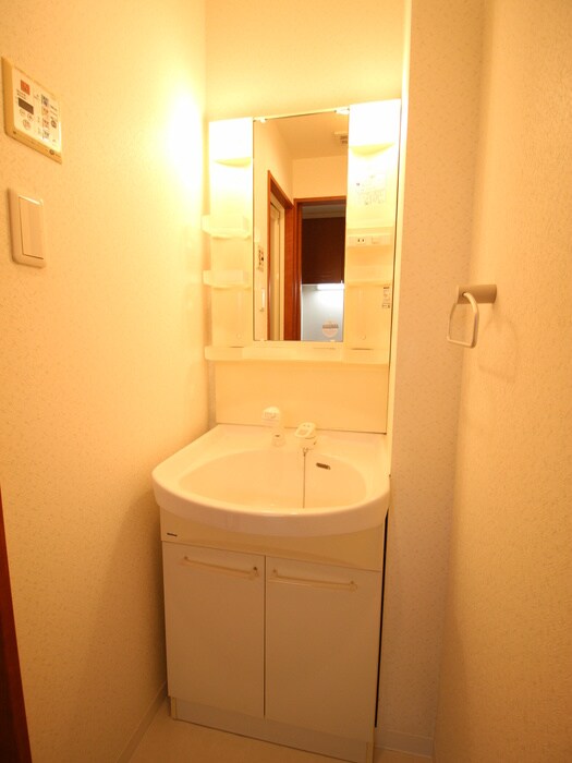 物件内観写真10　(洗面)