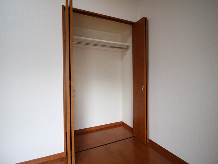 物件内観写真10　(収納)