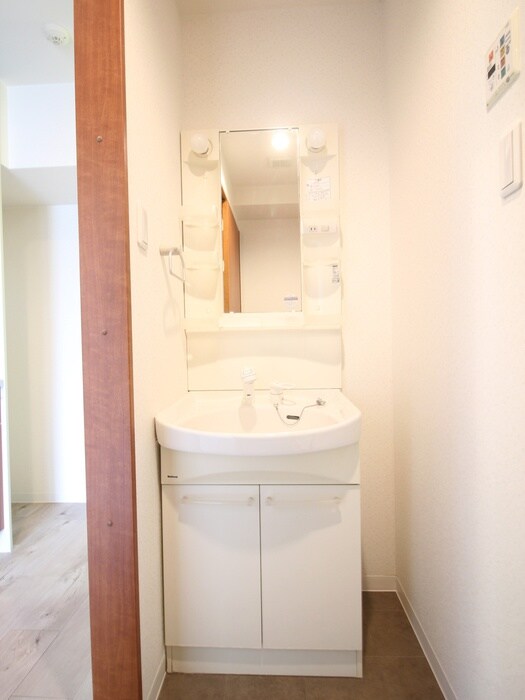 物件内観写真11　(洗面)