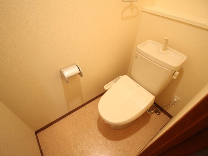 物件内観写真14　(トイレ)