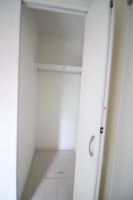 物件内観写真15　(収納)