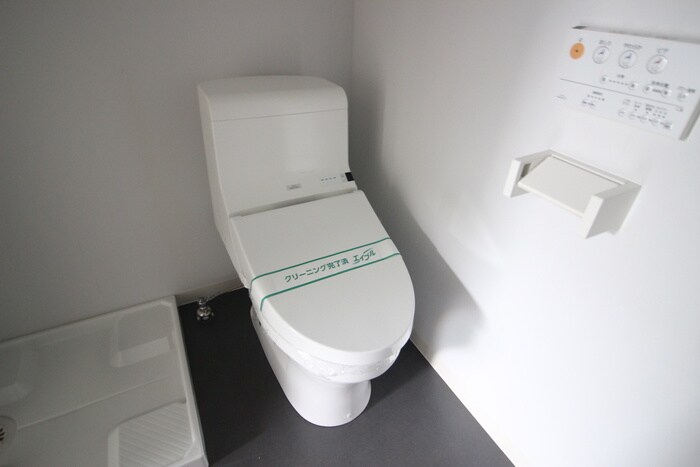 物件内観写真16　(トイレ)