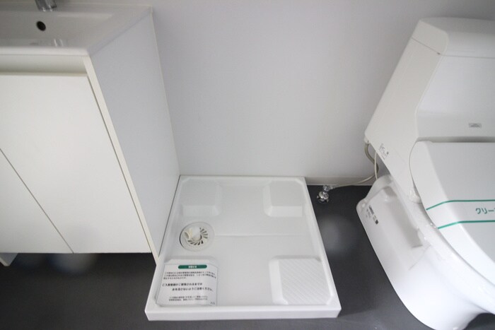 物件内観写真17　(洗濯機置場)