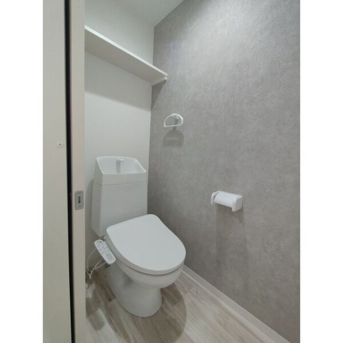 物件内観写真5　(トイレ)