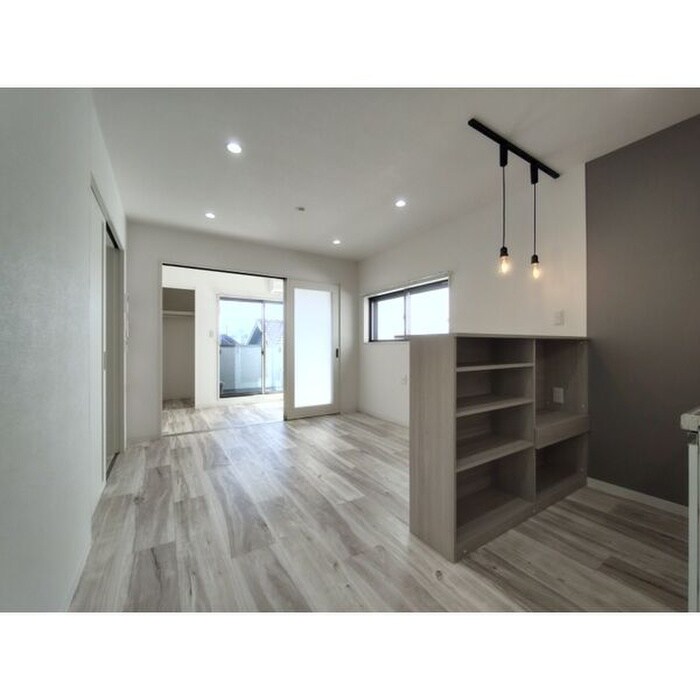 物件内観写真9　(居室)