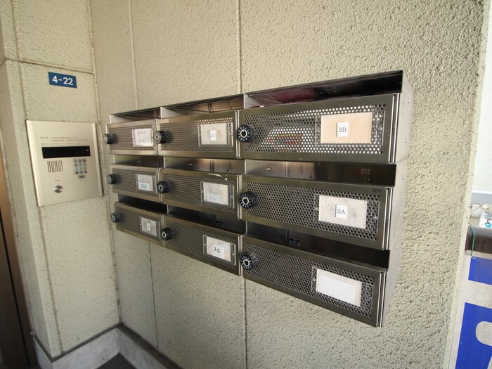 物件外観写真4　(建物設備)