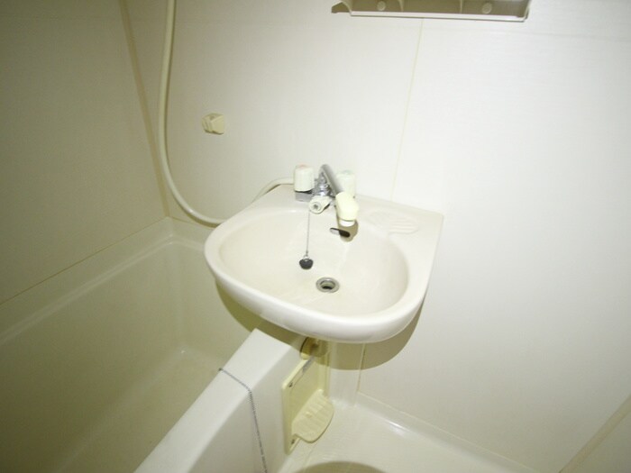 物件内観写真12　(洗面)