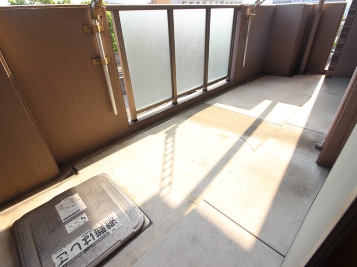 物件内観写真10　(ベランダ・バルコニー)