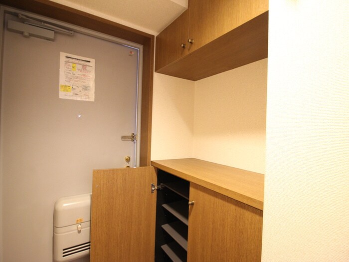 物件内観写真19　(靴箱)