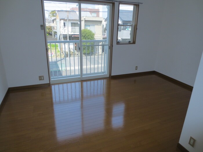 物件内観写真8　(居室)