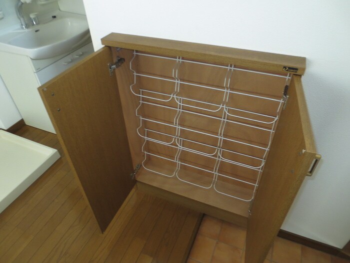 物件内観写真15　(靴箱)