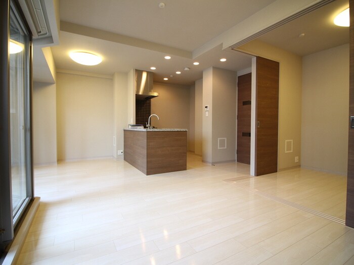 物件内観写真5　(居室)