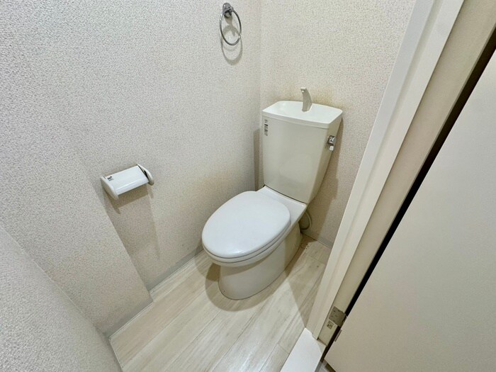 物件内観写真16　(トイレ)