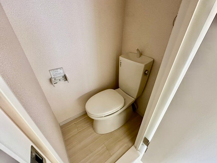 物件内観写真17　(トイレ)