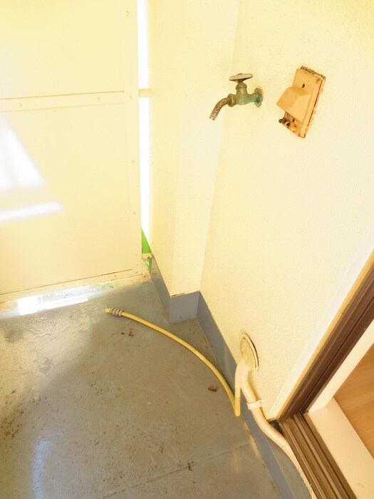 物件内観写真19　(洗濯機置場)