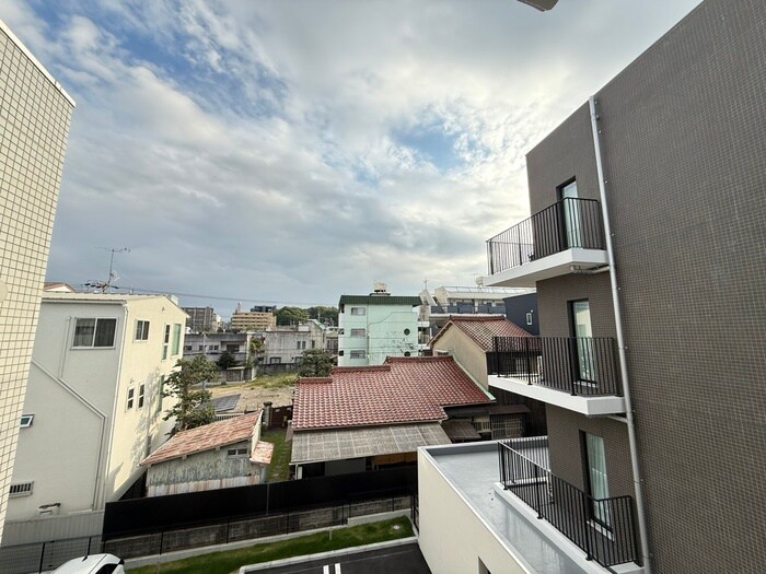 物件内観写真19　(室内からの展望)