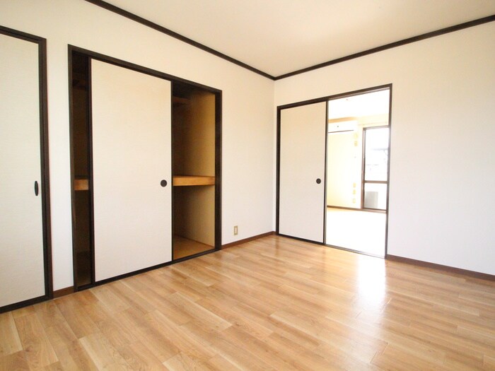 物件内観写真21　(居室)