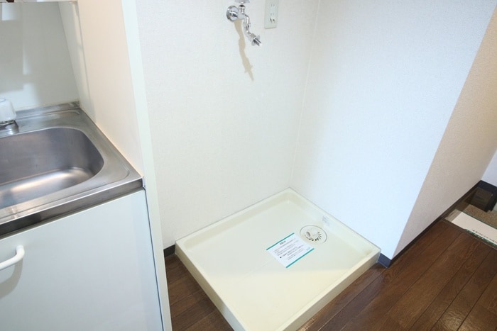 物件内観写真15　(洗濯機置場)