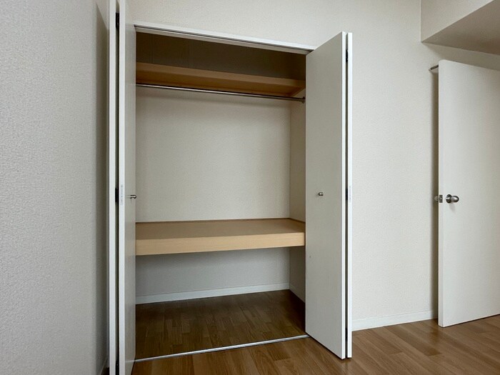 物件内観写真10　(収納)