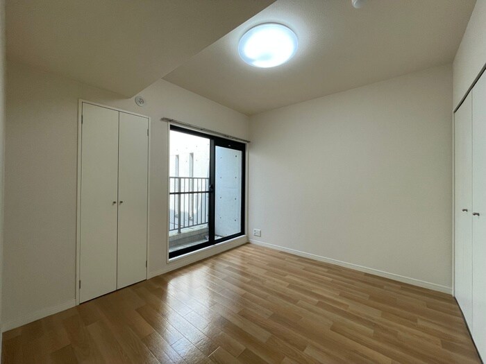 物件内観写真11　(居室)