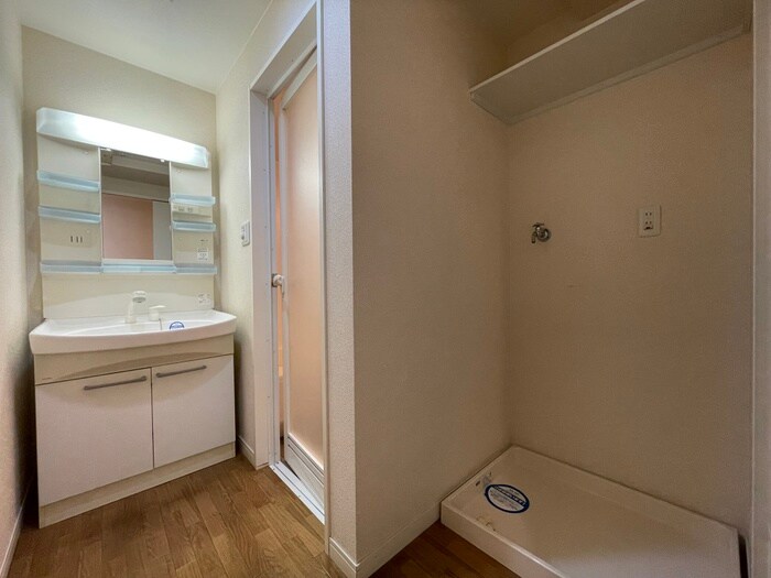 物件内観写真12　(洗面)