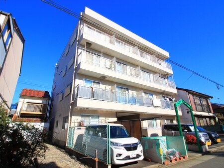 メゾン京田外観写真