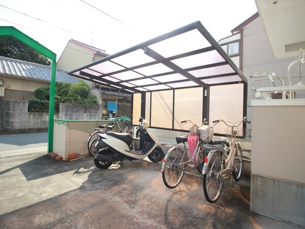 駐輪場