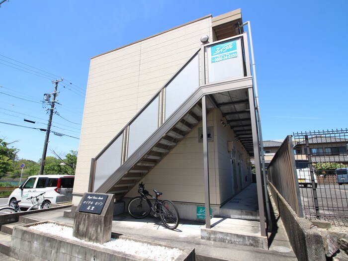 物件外観写真5　(外観写真)