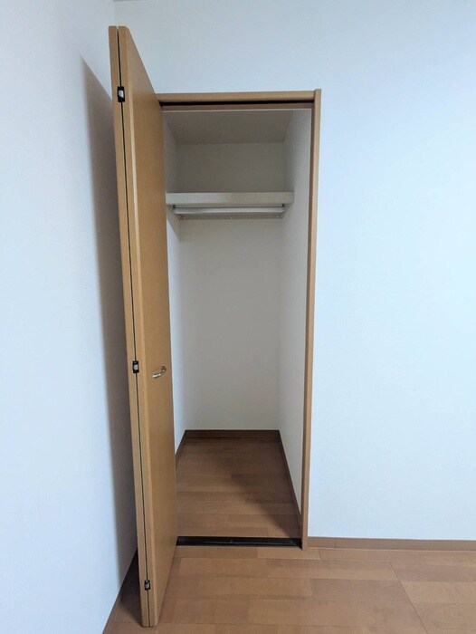 物件内観写真16　(収納)