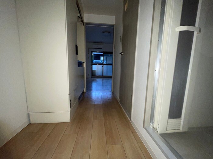 物件内観写真17　(廊下)