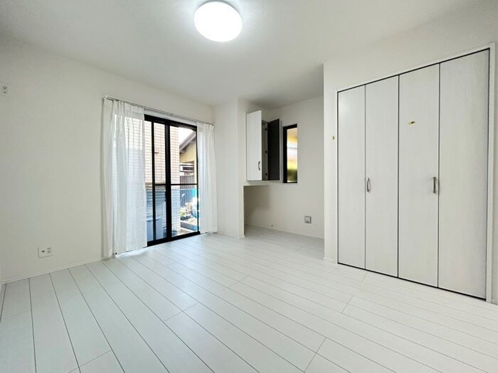 物件内観写真10　(居室)